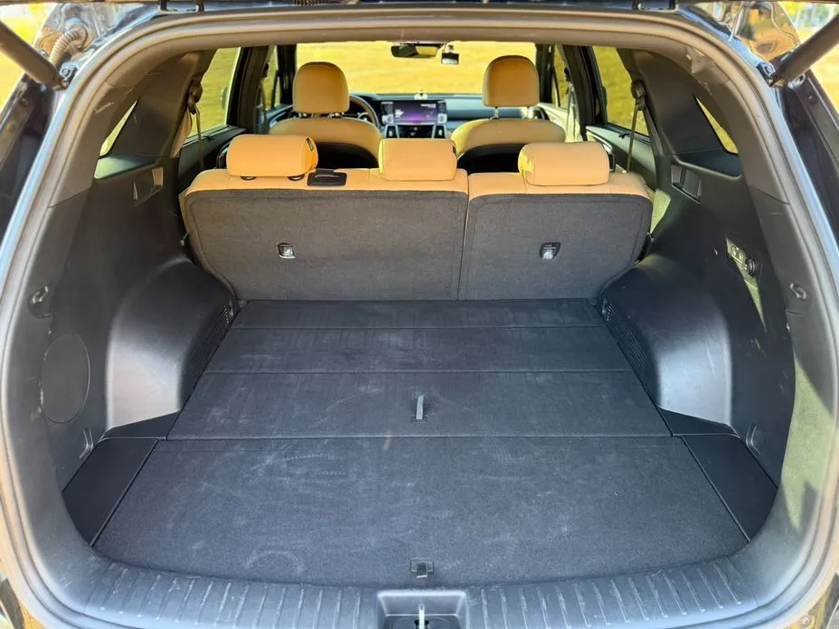 Kia Sorento — фото 9