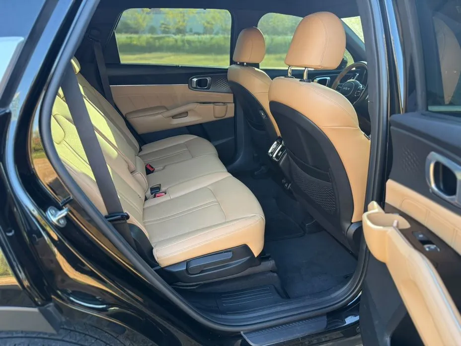 Kia Sorento — фото 10