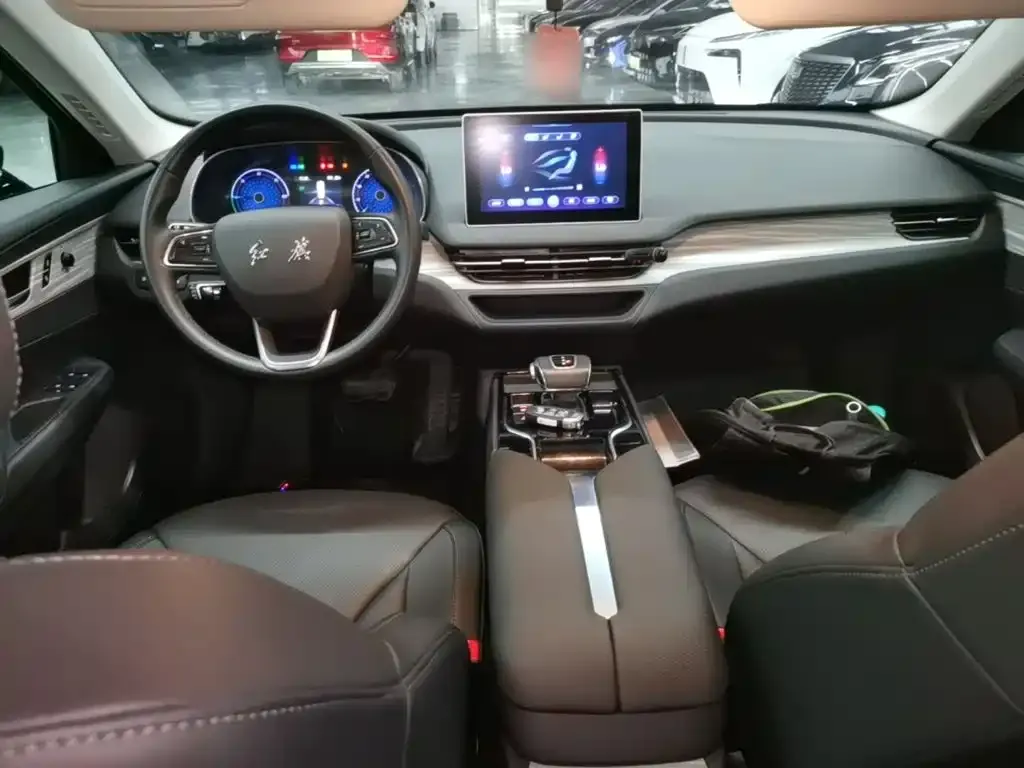 Hongqi E-QM5 — фото 3