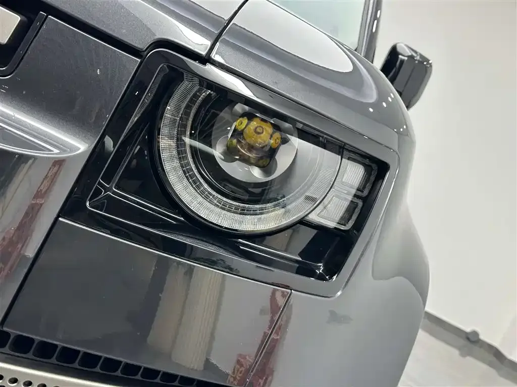 Land Rover Defender — фото 4