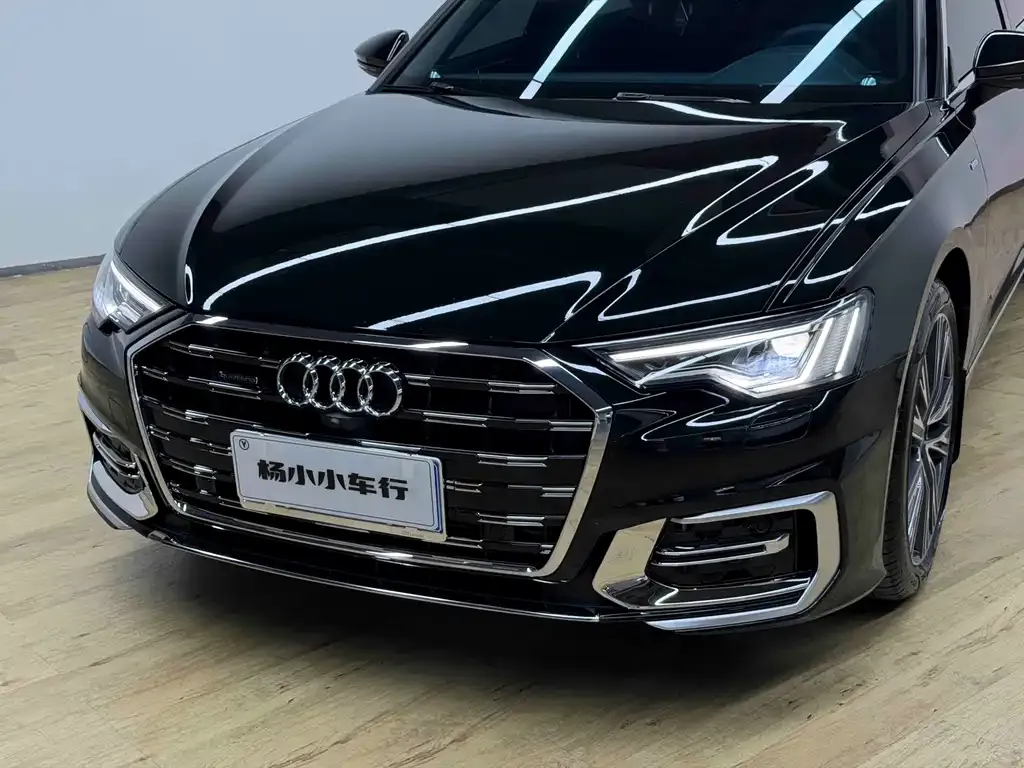 Audi A6L — фото 10