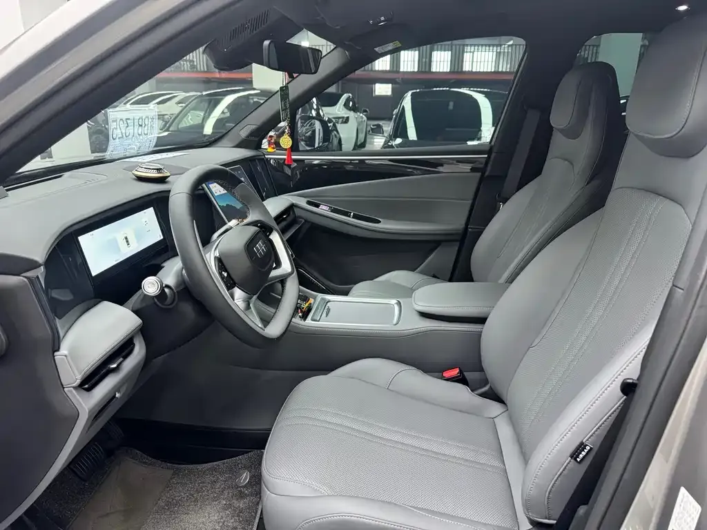 Geely Galaxy L7 — фото 4