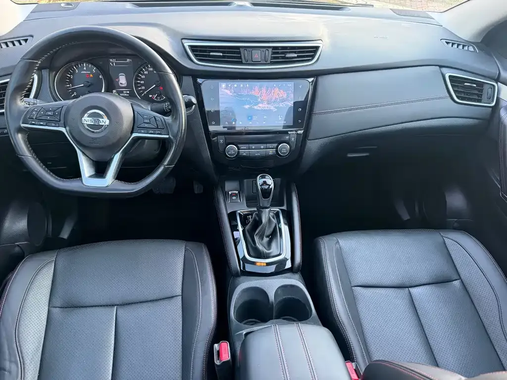 Nissan Qashqai — фото 4