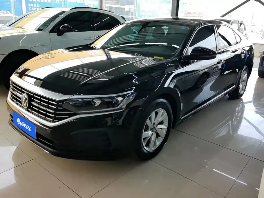Volkswagen Passat — фото 1