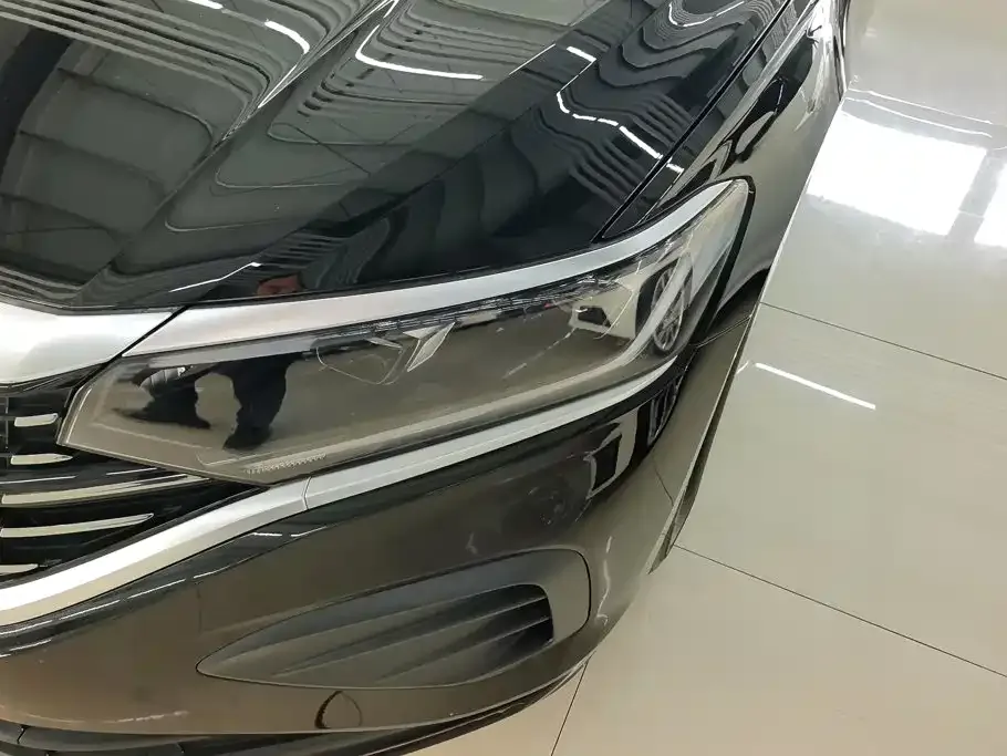 Volkswagen Passat — фото 9