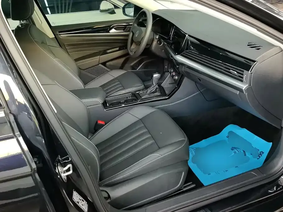 Volkswagen Passat — фото 4