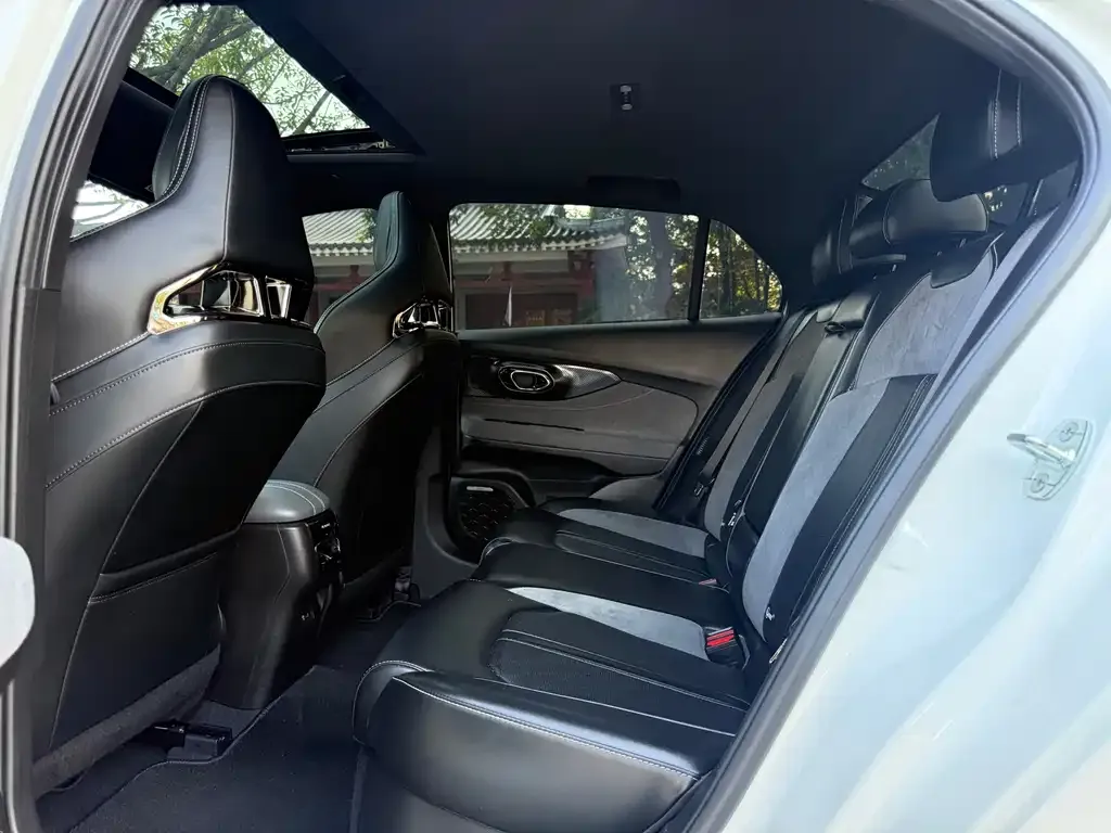 GAC Motor Shadow Leopard — фото 8