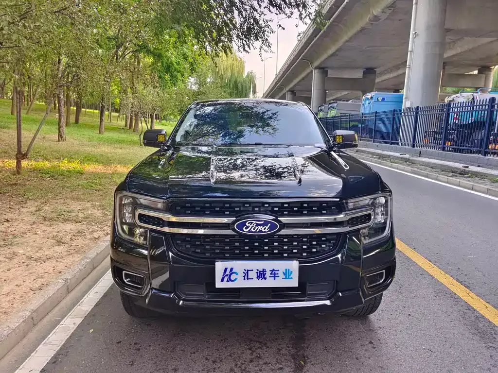 Ford Ranger — фото 10