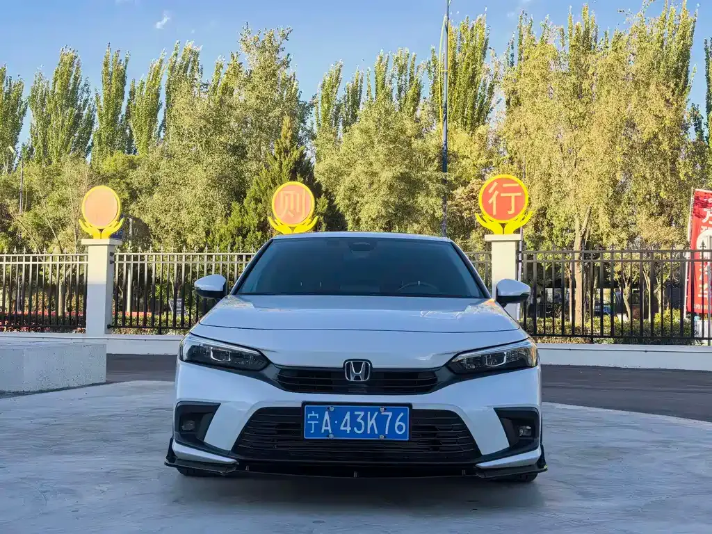 Honda Civic — фото 8