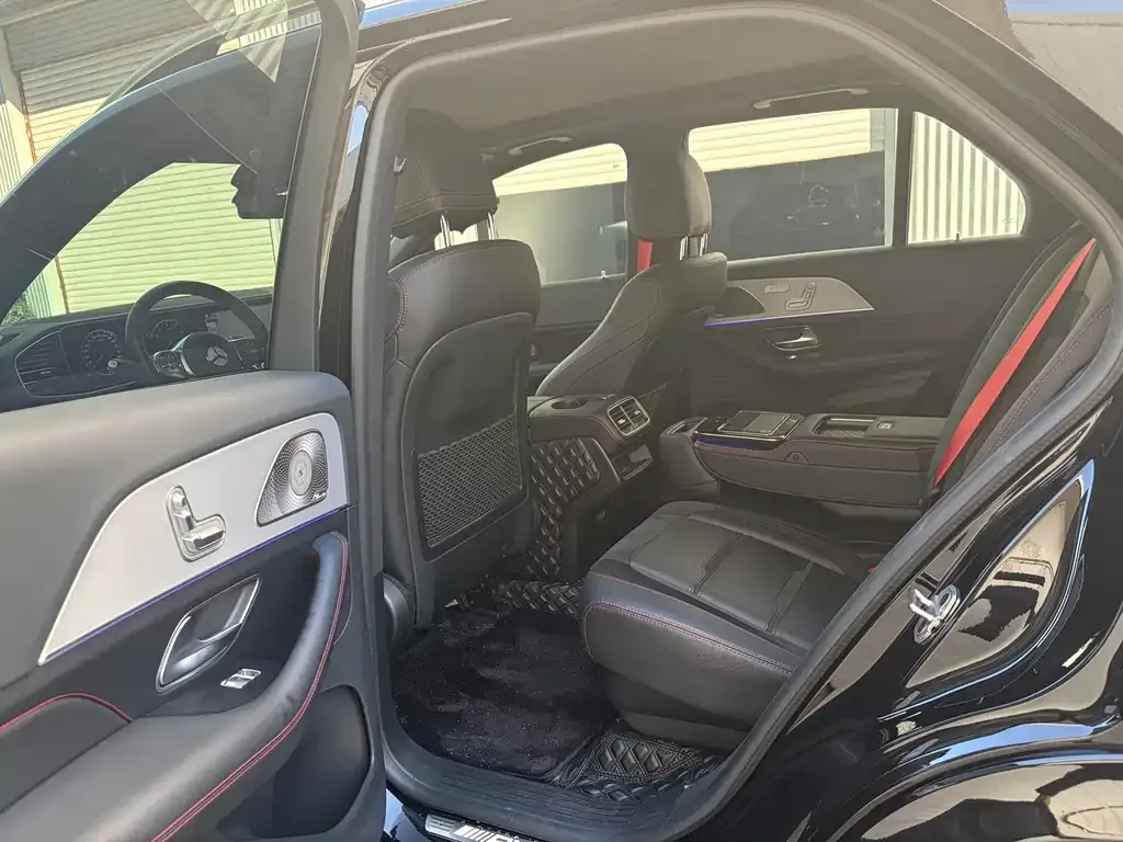 Mercedes-Benz GLE AMG — фото 9