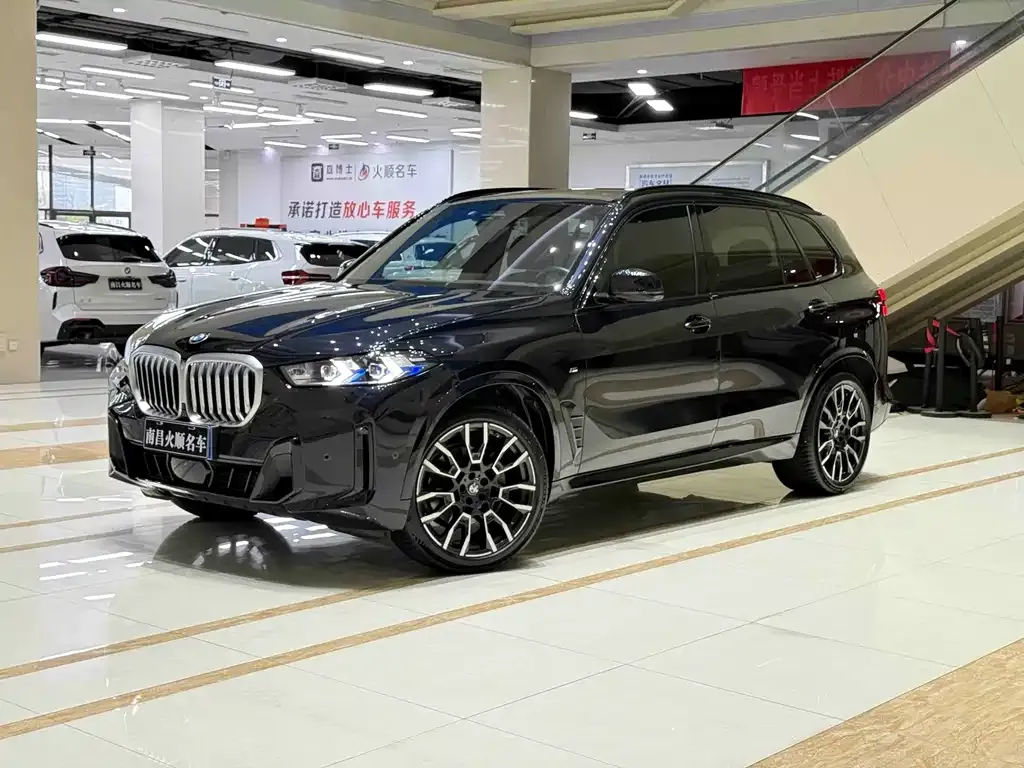 BMW X5 — фото 1