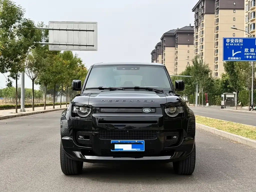 Land Rover Defender — фото 6