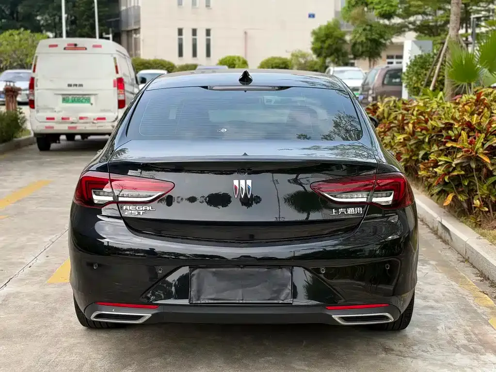 Buick Regal — фото 7