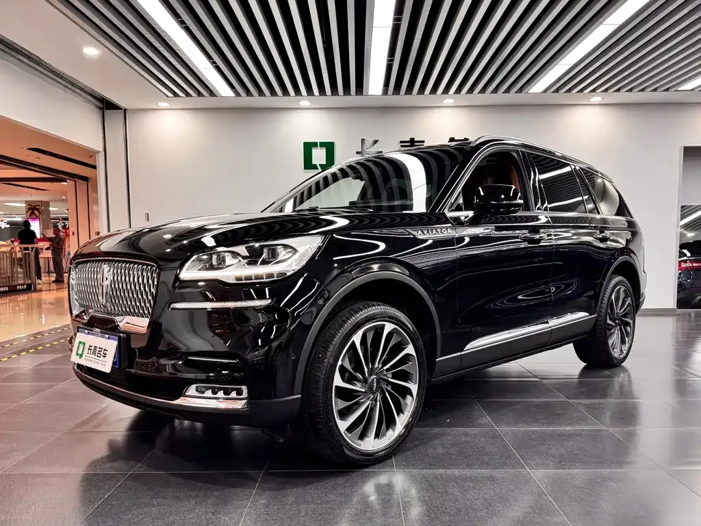 Lincoln Aviator — фото 1