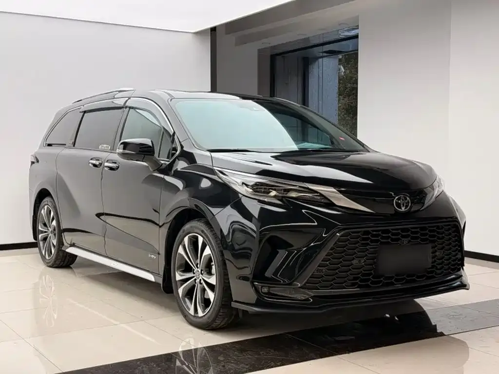 Toyota Granvia — фото 8