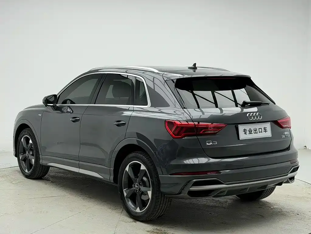 Audi Q3 — фото 9