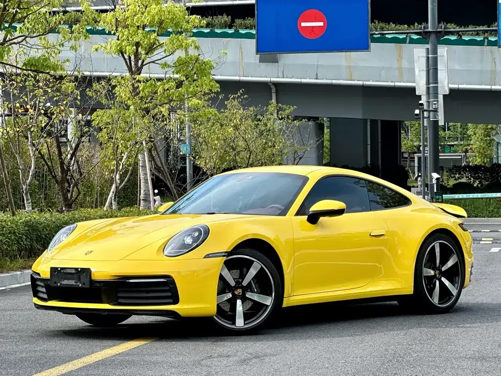 Porsche 911 — фото 1