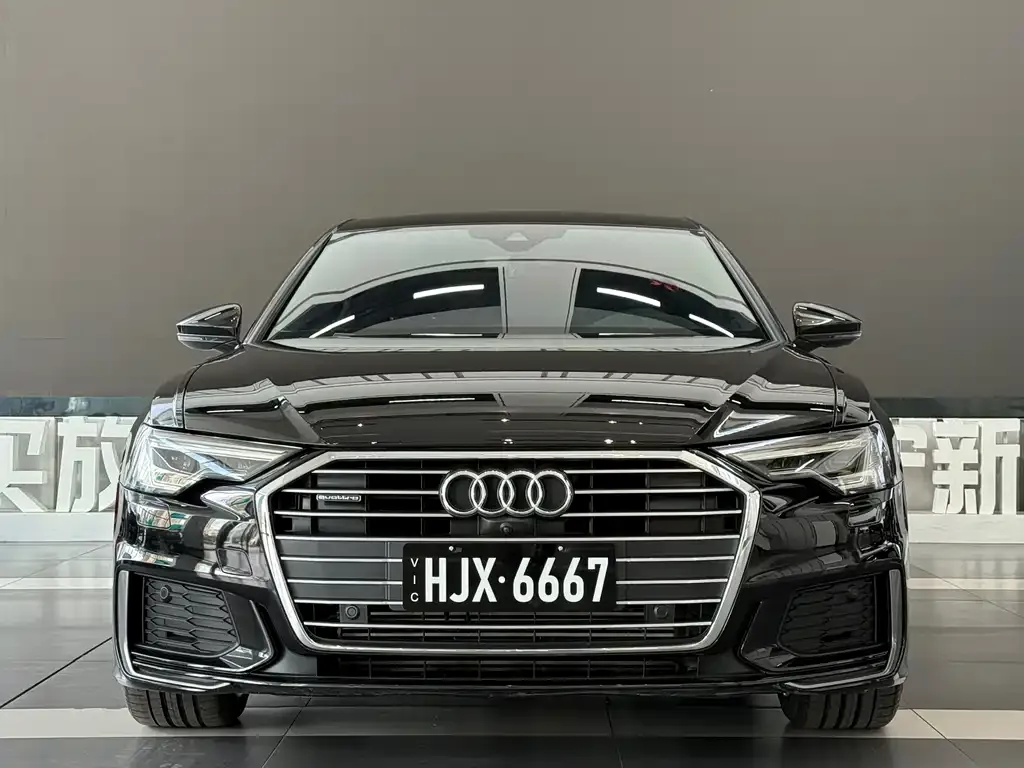 Audi A6L — фото 10
