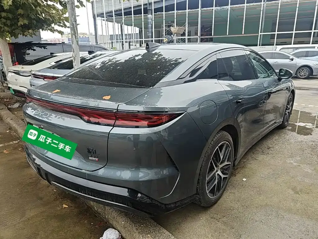 BYD Han L — фото 10