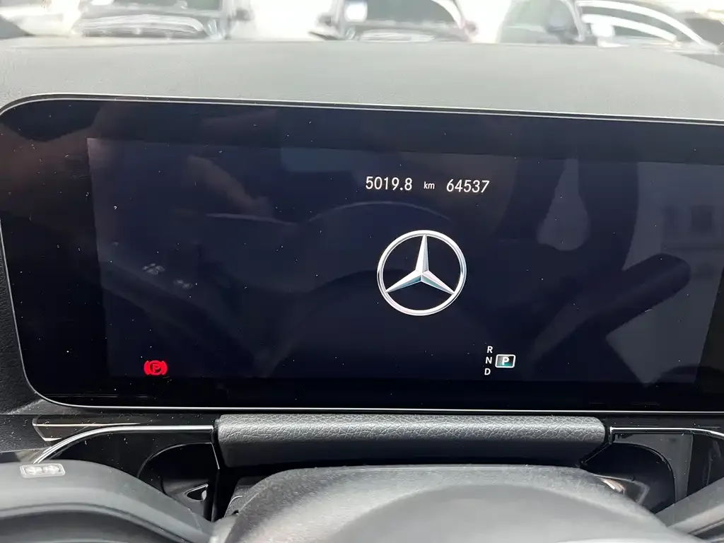 Mercedes-Benz GLA — фото 7