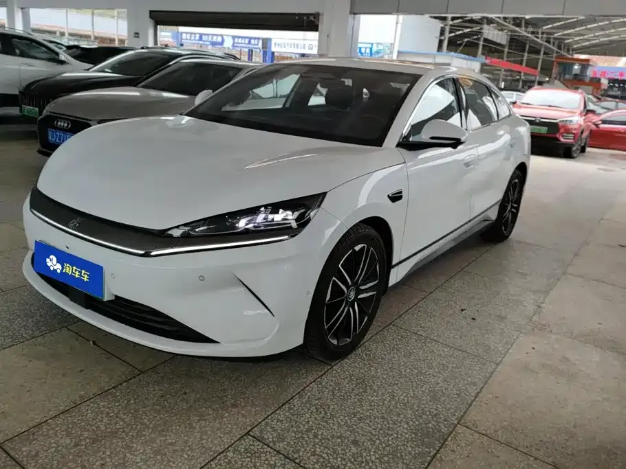 BYD Qin L — фото 1