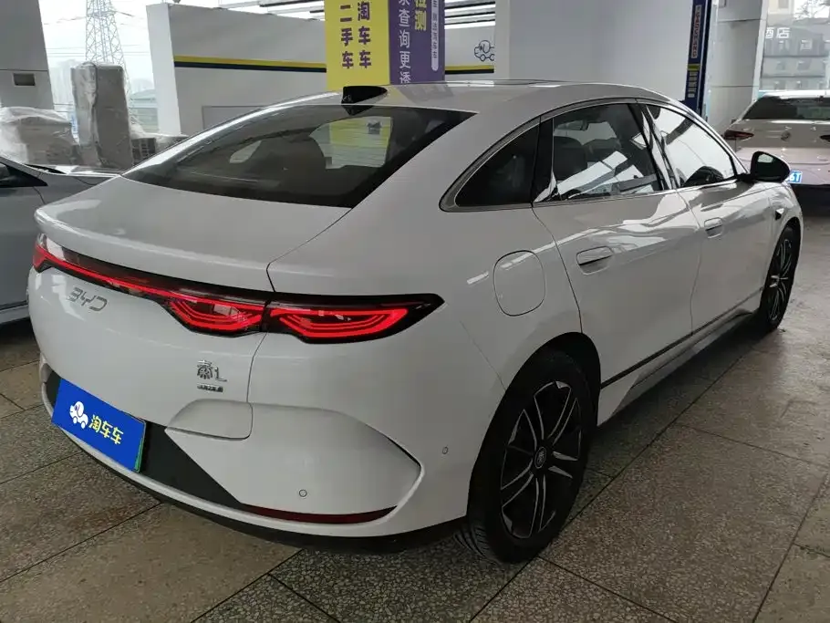 BYD Qin L — фото 5