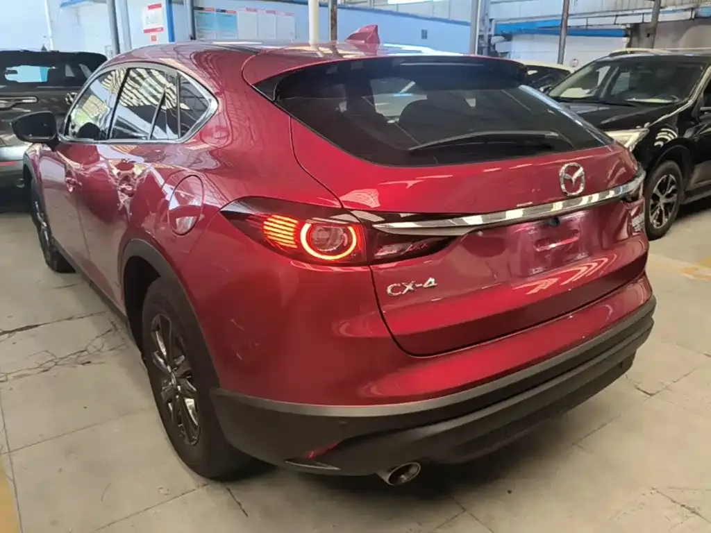 Mazda CX-4 — фото 6