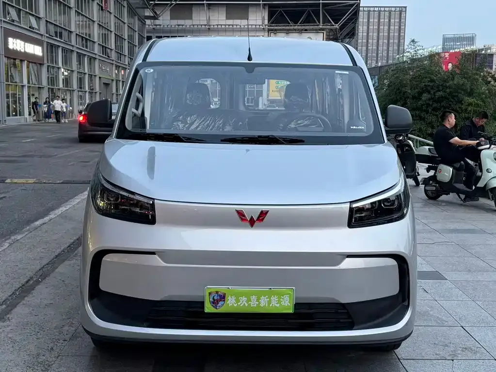 Wuling Yangguang Pro — фото 4