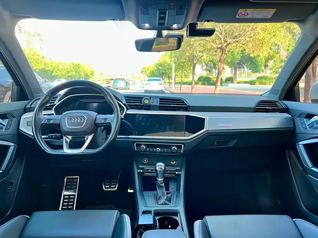 Audi Q3 — фото 3