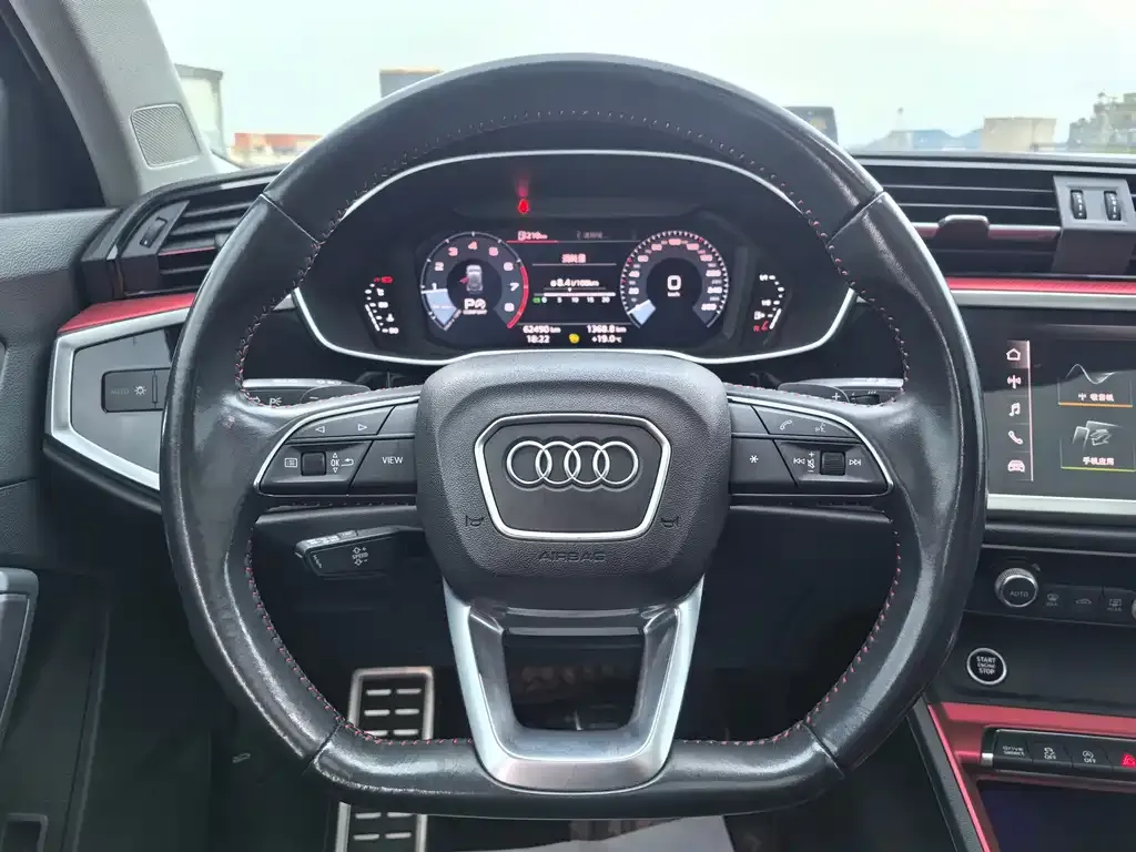 Audi Q3 — фото 3