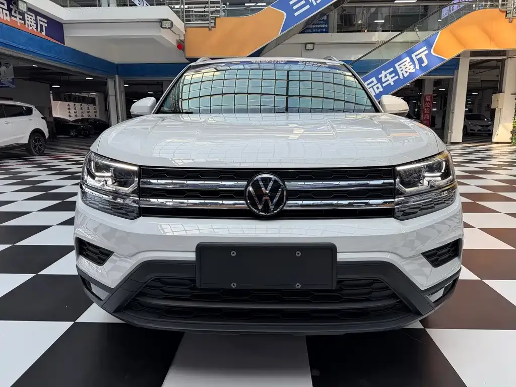 Volkswagen Tharu — фото 5
