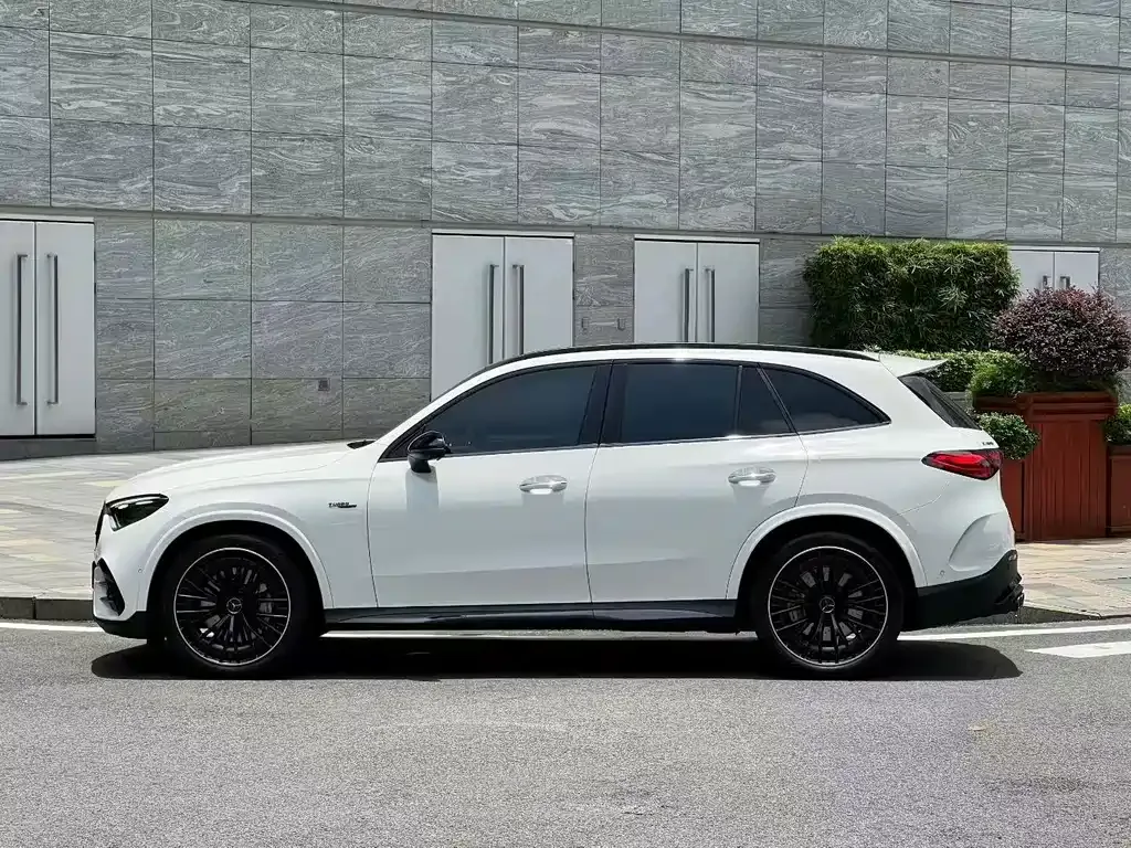 Mercedes-Benz GLC AMG — фото 4