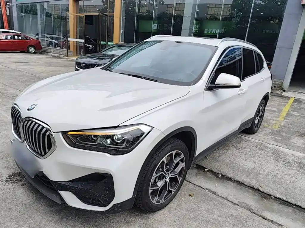 BMW X1 — фото 6