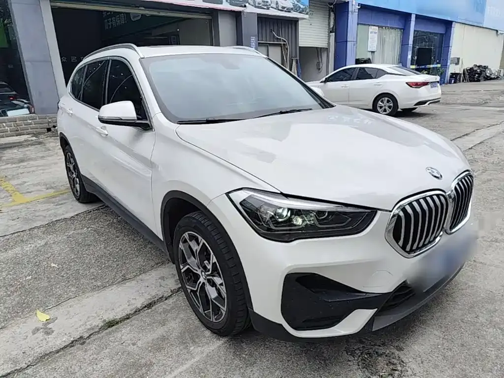 BMW X1 — фото 2