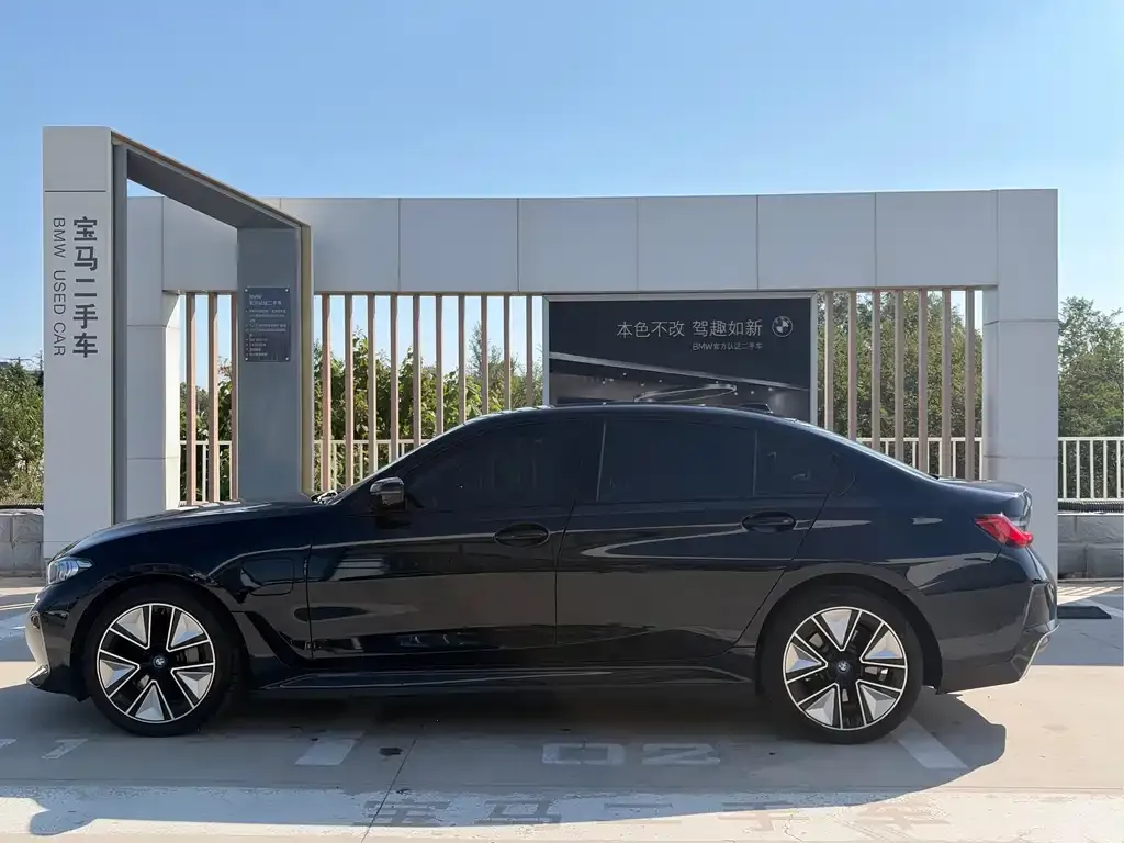 BMW i3 — фото 9
