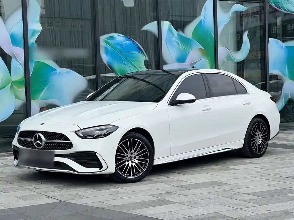 Mercedes-Benz C-Class — фото 1