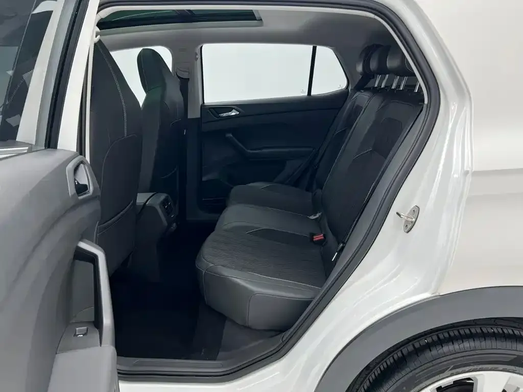 Volkswagen T-Cross — фото 3