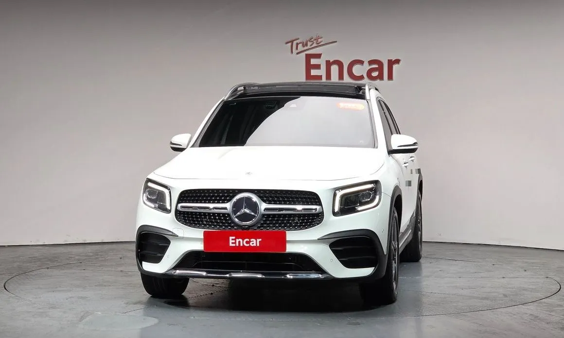 Mercedes-Benz GLB-Class — фото 10