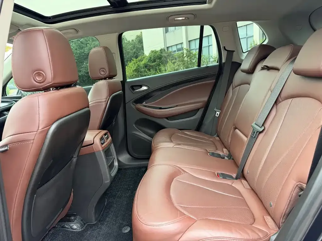 Buick Envision Plus — фото 4