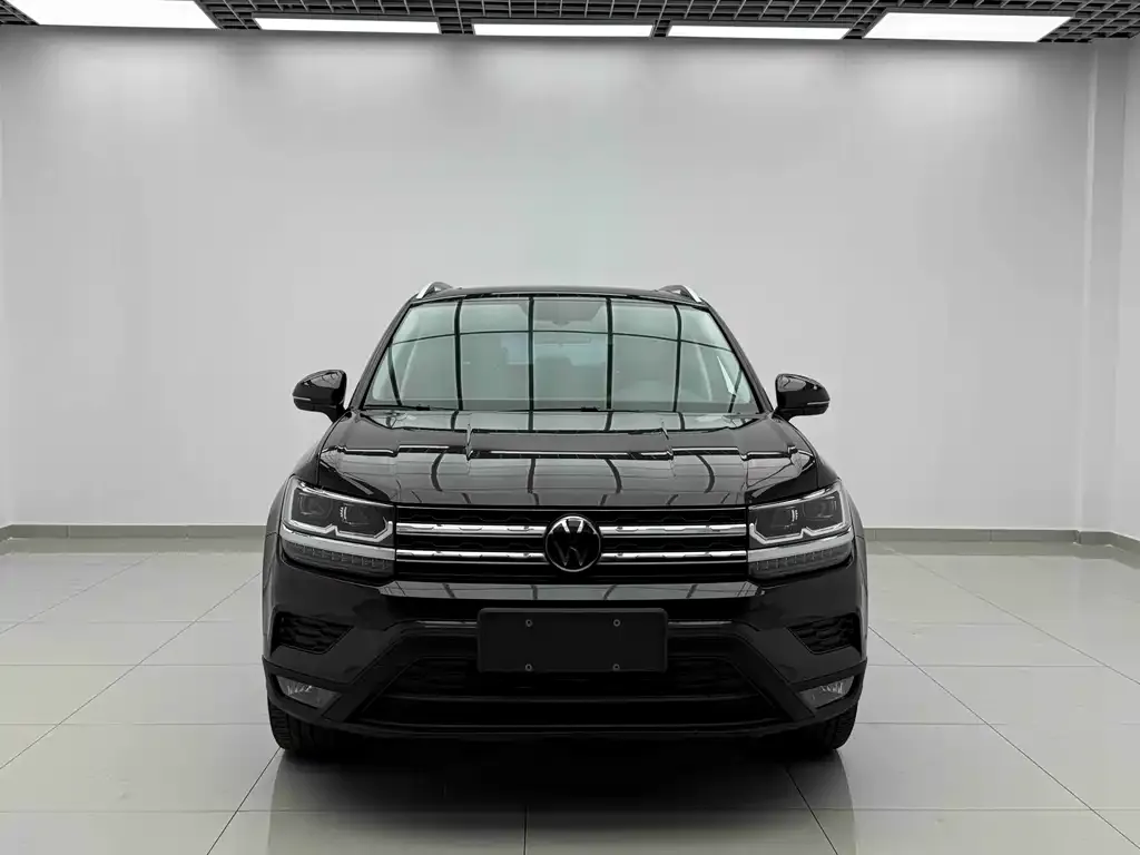 Volkswagen Tharu — фото 2