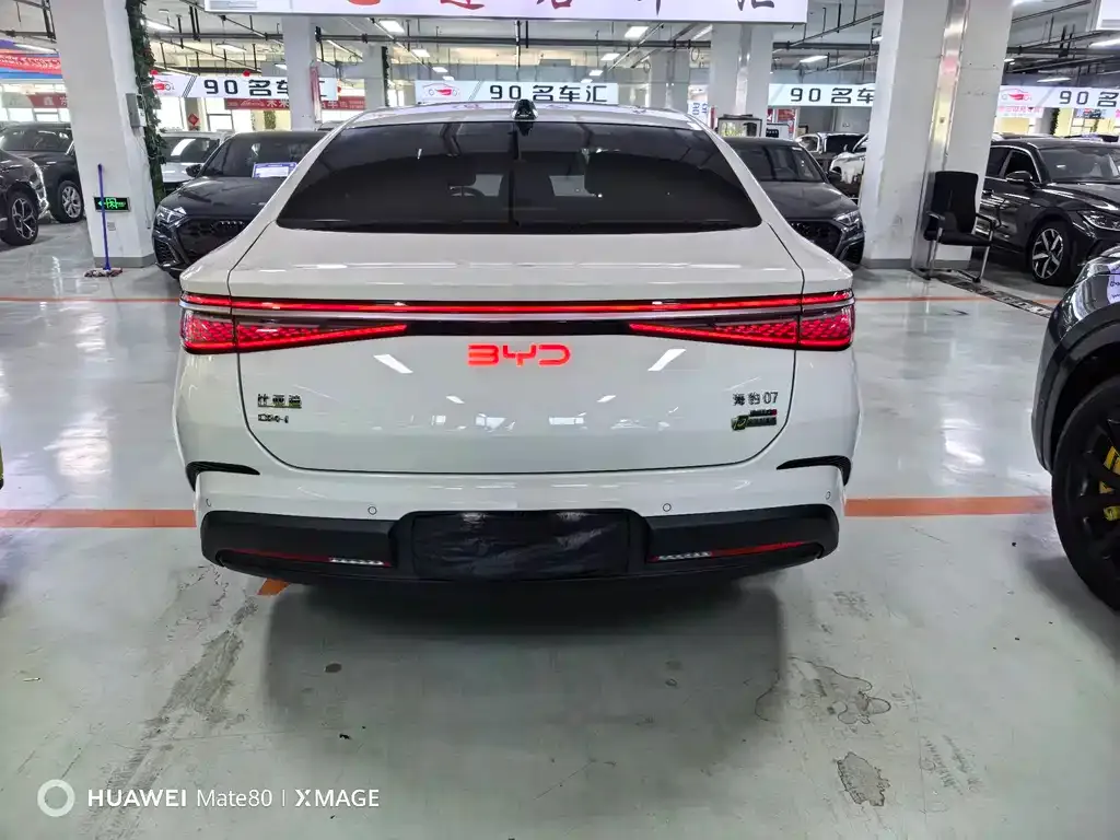 BYD Seal 07 DM-i — фото 6