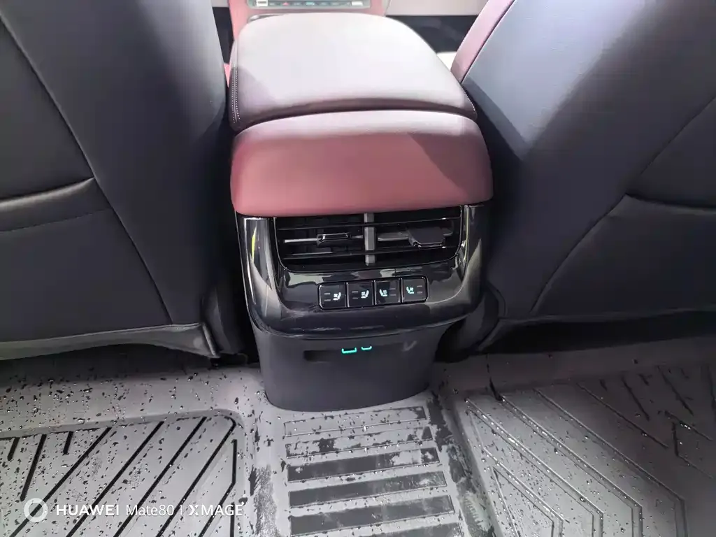 BYD Seal 07 DM-i — фото 4