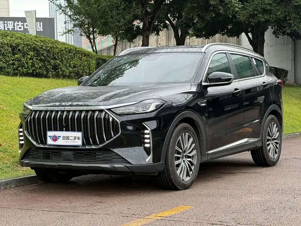 Jetour X70 PLUS — фото 1