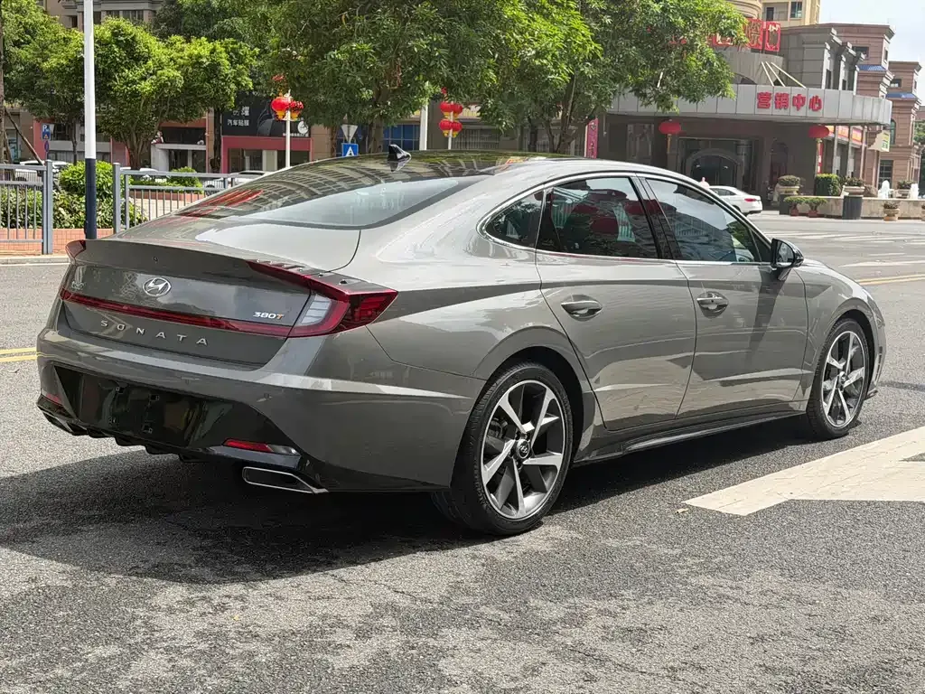 Hyundai Sonata — фото 7