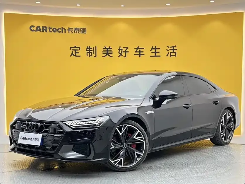 Audi A7L — фото 1