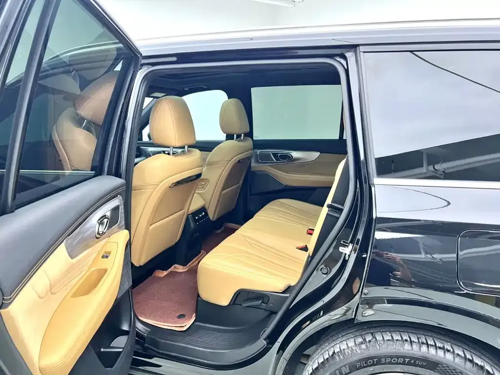 GAC Motor Trumpchi ES9 — фото 6