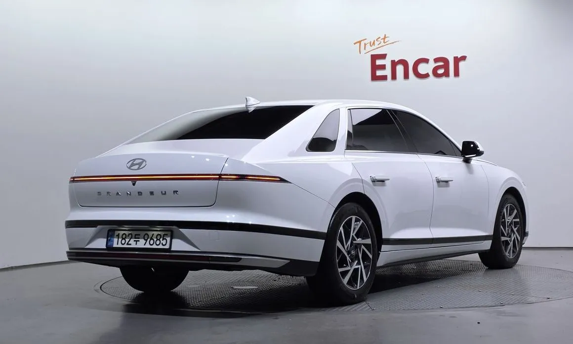 Hyundai Grandeur — фото 3
