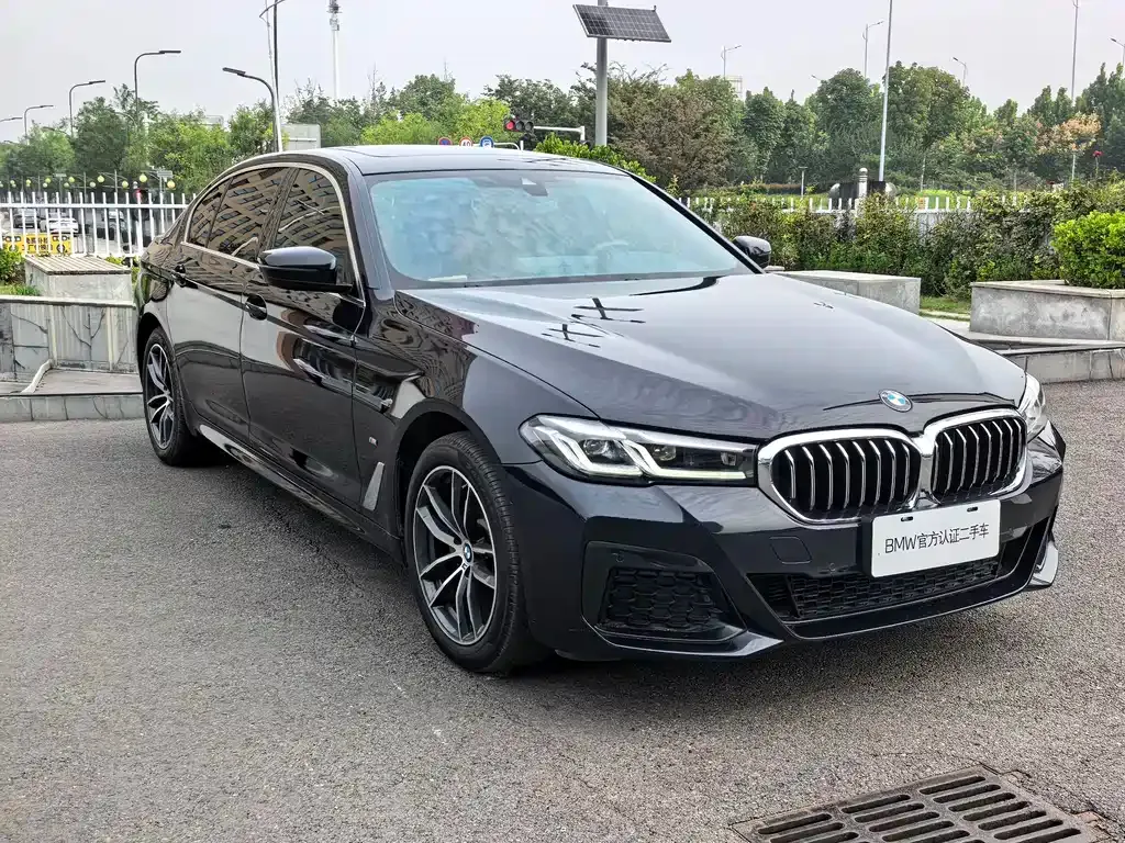BMW 5 Series — фото 3