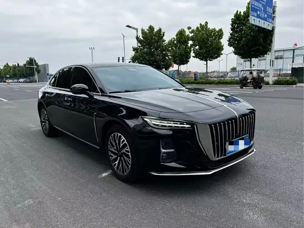 Hongqi H5 — фото 3