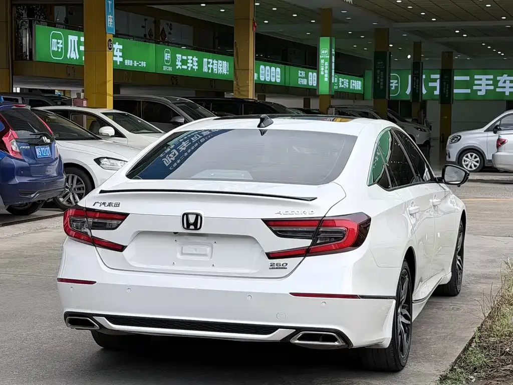 Honda Accord — фото 2